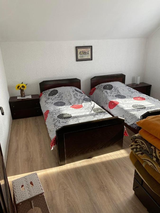Micin Dom Apartment Пирот Екстериор снимка